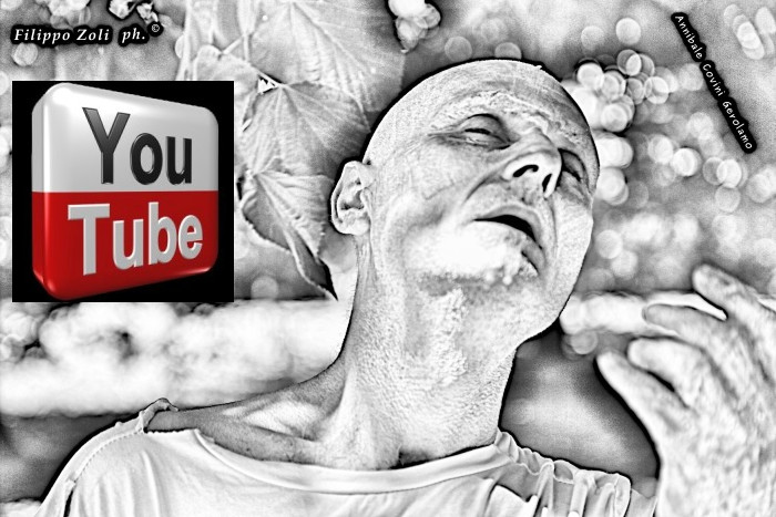 vai alla
Playlist YOUTUBE dedicata 
al poeta di Marradi 
DINO CAMPANA 
voce ed interpretazione di 
 Annibale Covini Gerolamo, 
foto di Filippo Zoli ©