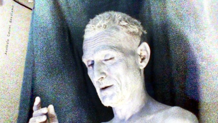 Tak ©, 
    performance di e con  
Anibale Covini Gerolamo danza, 
partecipato al 
Festival danza arte PIDA 2020 
in Korea del Sud... 
durante la Clausura da Coronavirus...
Filippo Zoli arte, ha contribuito in remoto
