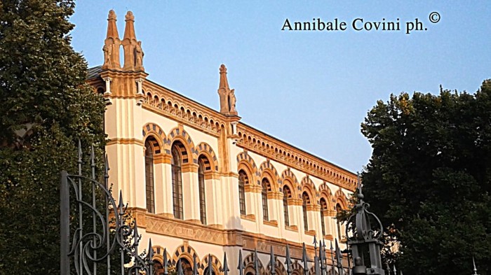 Milano, Museo di Storia Naturale (facciata sud ovest),
  Giardini Pubblici Indro Montanelli, foto di Annibale Covini ©